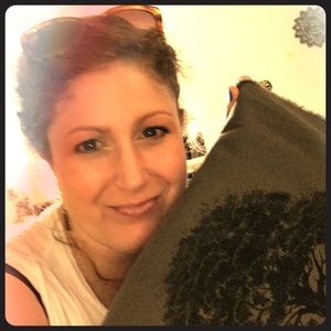 Meet your Posher, Jaye